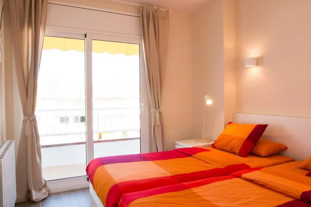 Seahomes Vacations - Seafront Apt Fenals With Pkg Lloret de Mar 0*,  Spagna