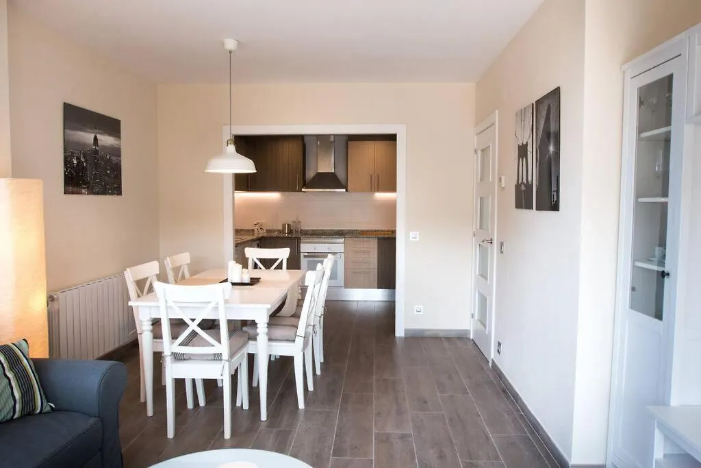Seahomes Vacations - Seafront Apt Fenals With Pkg Lloret de Mar Spagna