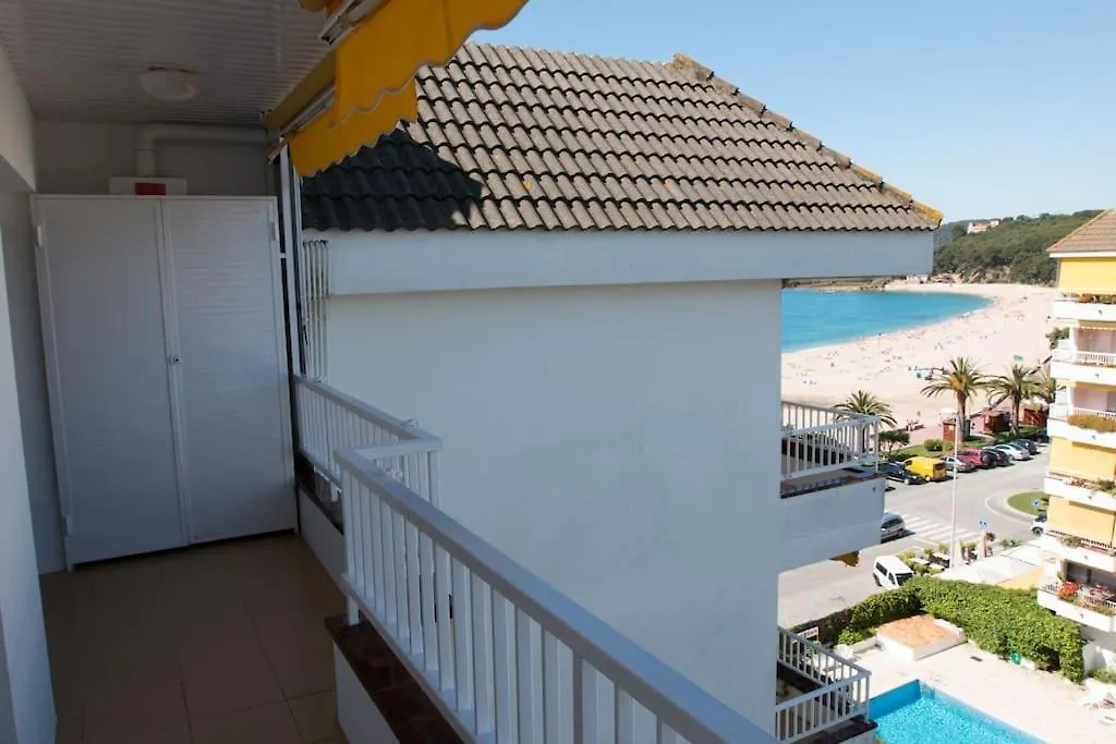 Appartamento Seahomes Vacations - Seafront Apt Fenals With Pkg Lloret de Mar Spagna